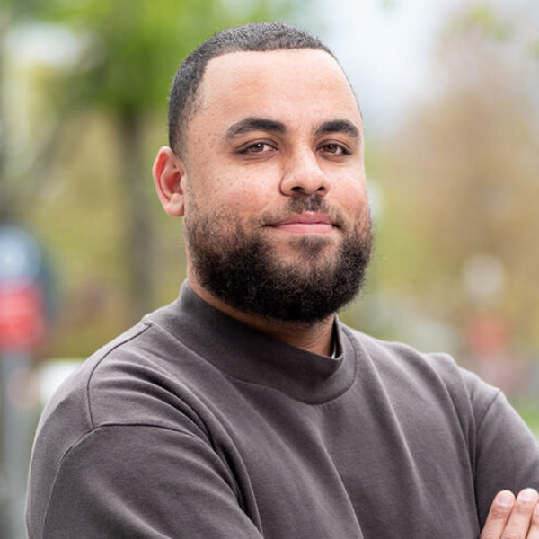 Headshot of Darien Alexander Williams